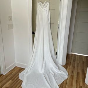 NWT Strapless Wedding Gown, Ivory